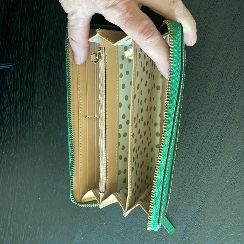 Kate Spade Wallet - Picture 4 of 10